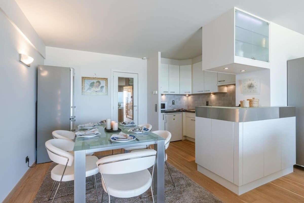 Huswell - Apartment With Stunning Sea View In Middelkerke Dış mekan fotoğraf